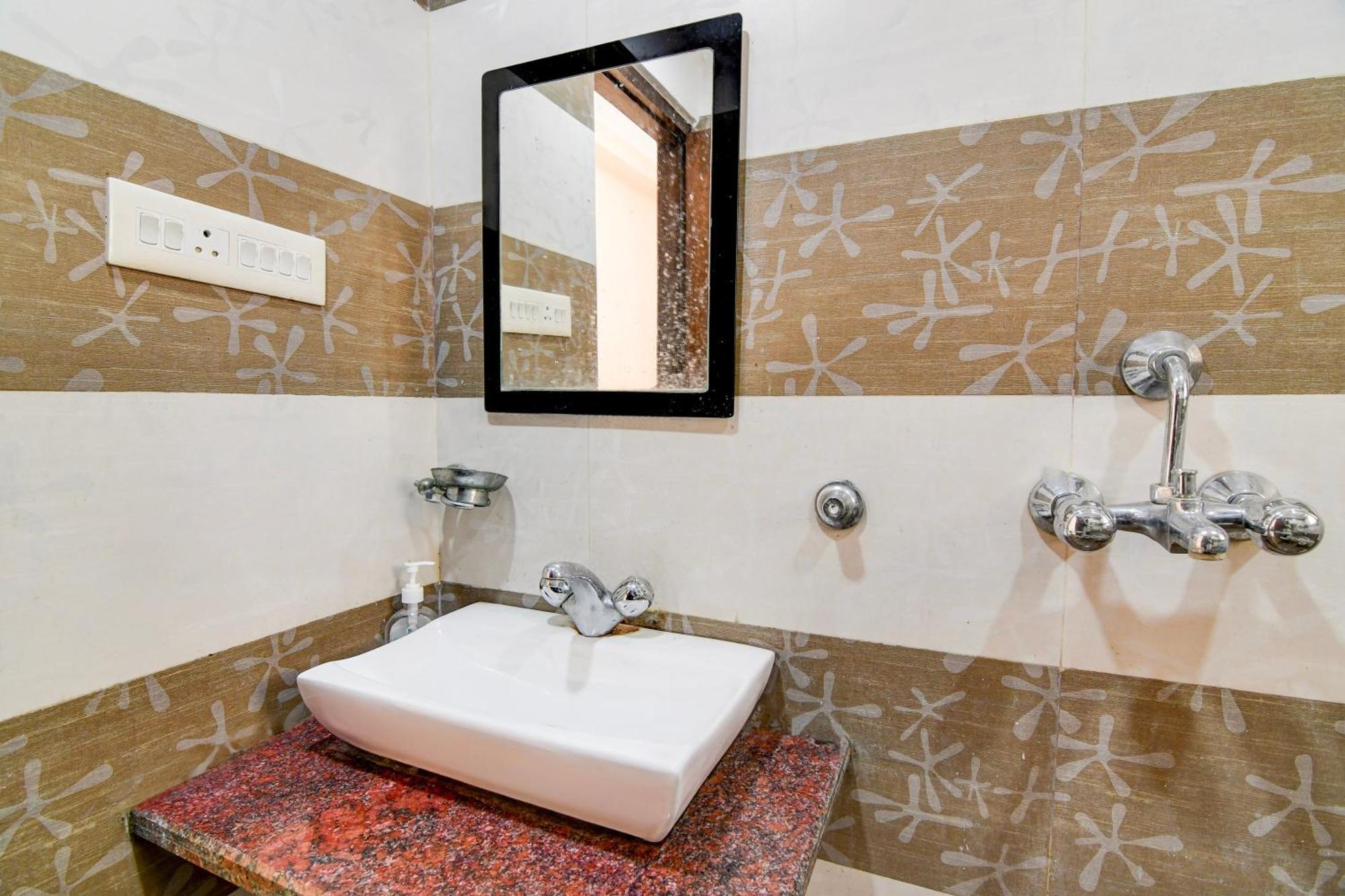 Super Hotel O New Town Near Axis Mall Formerly Spandan Inn Καλκούτα Εξωτερικό φωτογραφία